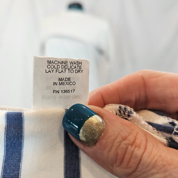 Colette Romey Cold Shoulder Knit Top White Navy Large - Picture 13 of 13